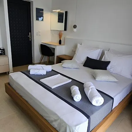 Dg Luxury * Makrýgialos